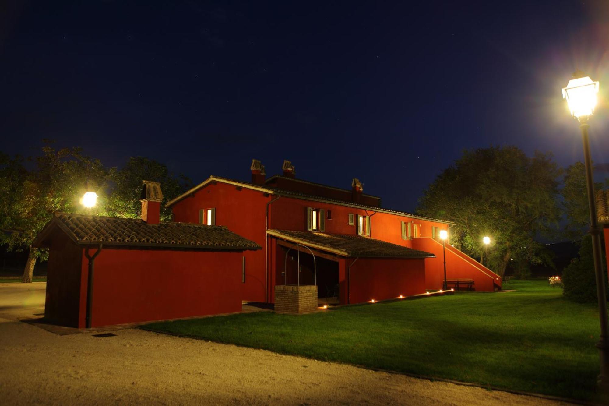 Aparthotel Residenza Torre Acquatino Spello Exterior foto